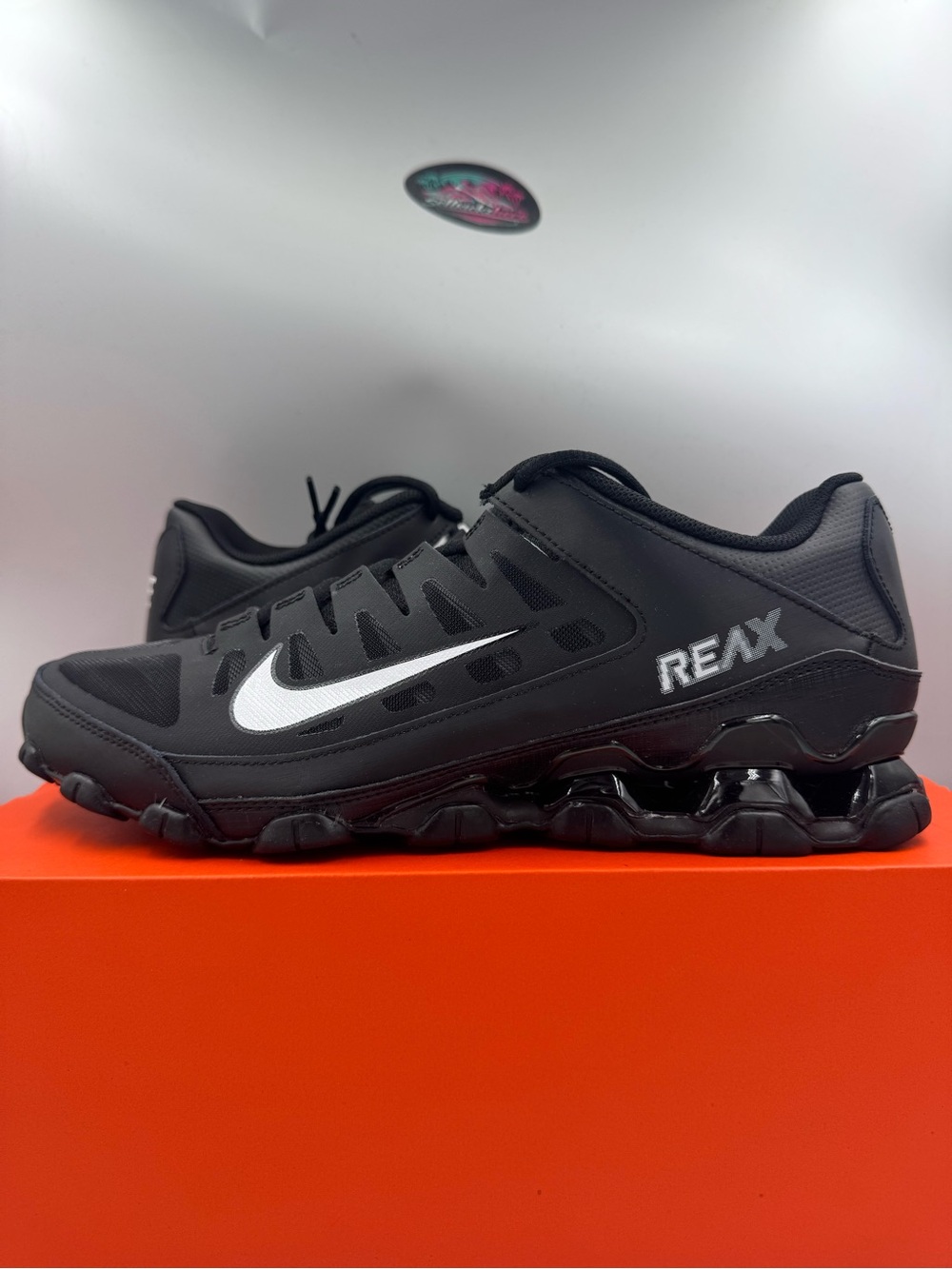 Nike Reax 8 TR Mesh Black White BRAND NEW Size 12